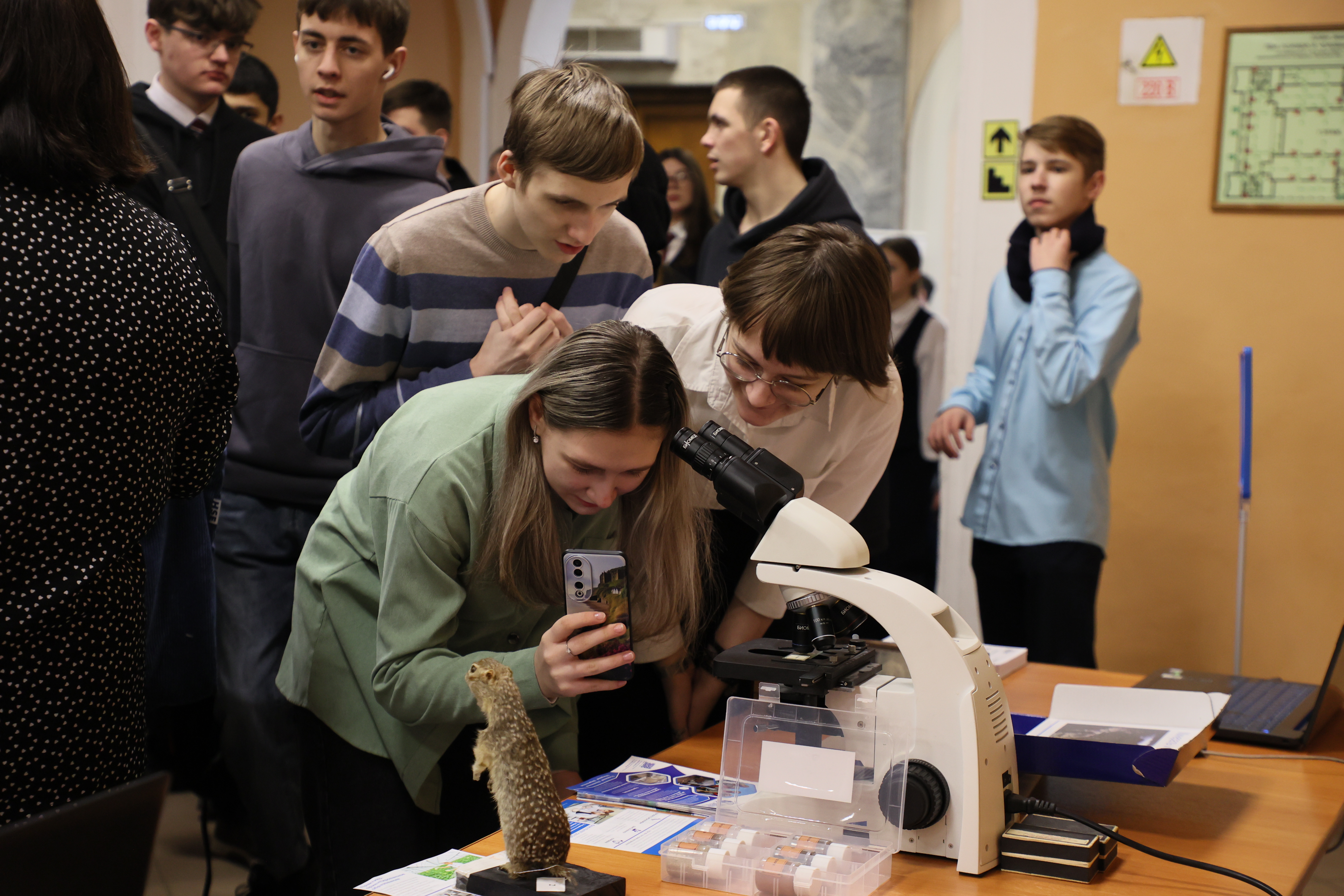 Университет Льва Толстого провел День открытых дверей в Новомосковске